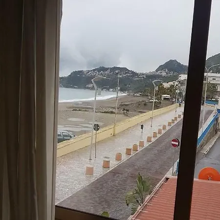 Casa Del Sole Apartman Letojanni